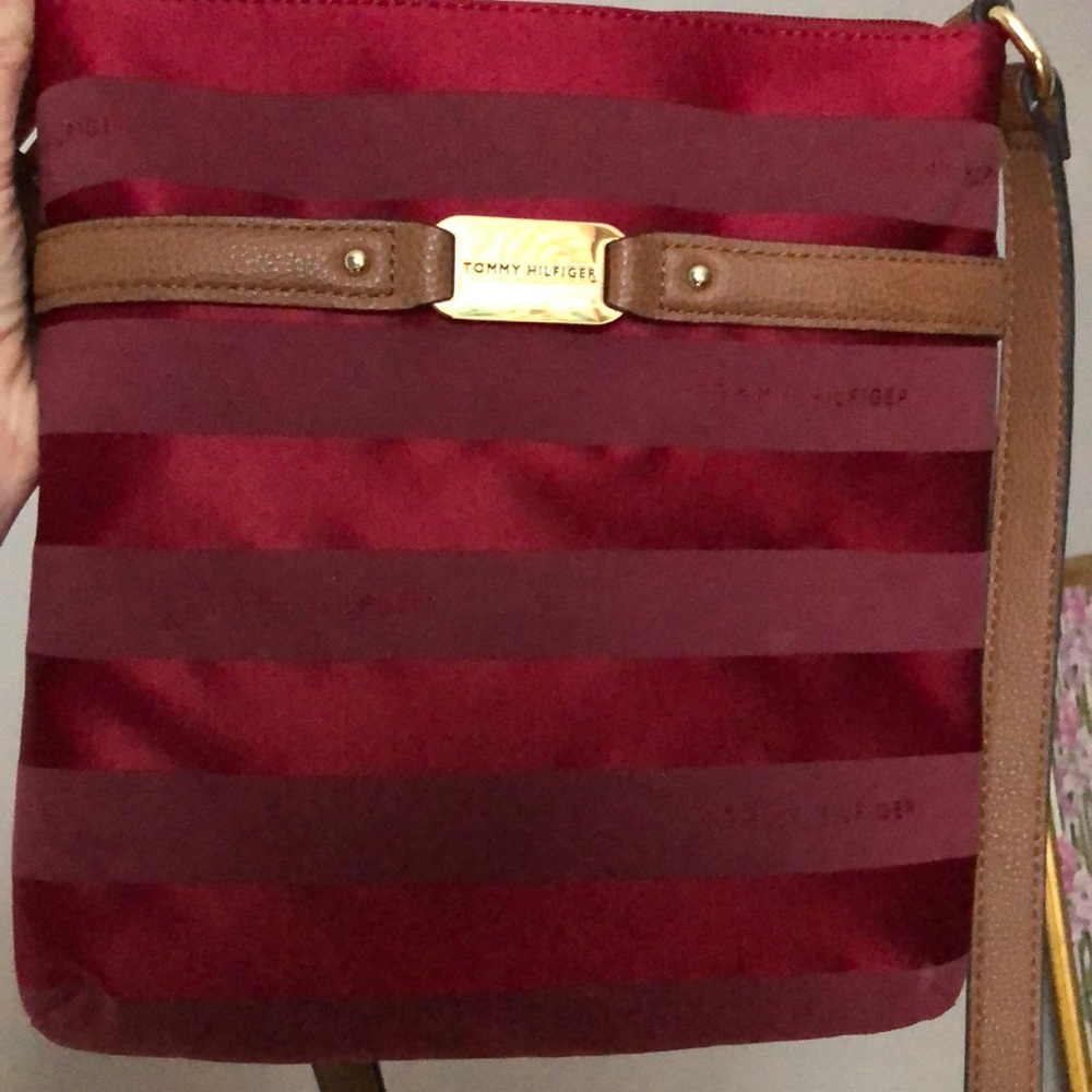 NWOT Tommy Hilfiger Red Crossbody Bag